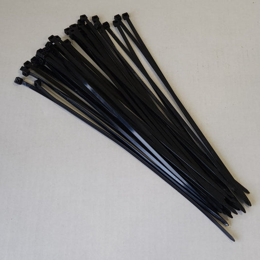Kabelbinders zwart, 4,8mm dik, 200mm breed